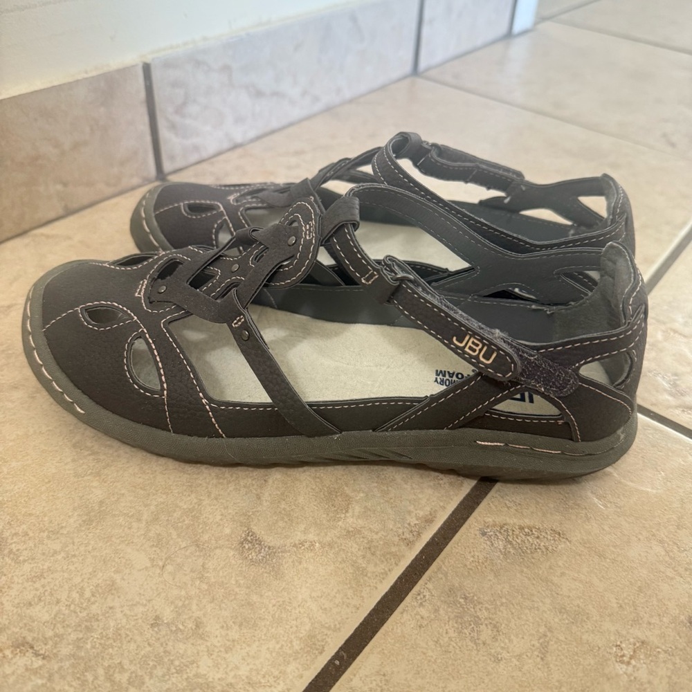 JBU Memory Foam Cutout Sandal Shoes with Buckle BY Jambu Size 7M - Picture 6 of 10
